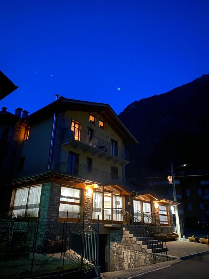 Bed and Breakfast A Fil Di Cielo Val Masino Екстер'єр фото